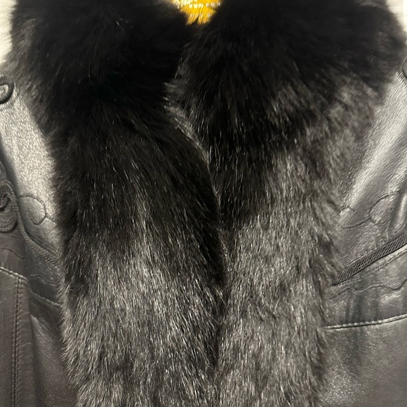 Black Lamb Leather Vintage Coat with Black Fox Tuxedo Trim. Alaskan Fur Co. - Picture 8 of 12